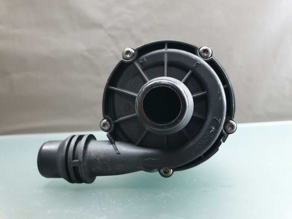 Original Mercedes Benz W205 W222 W213 Water Pump 0392024050  