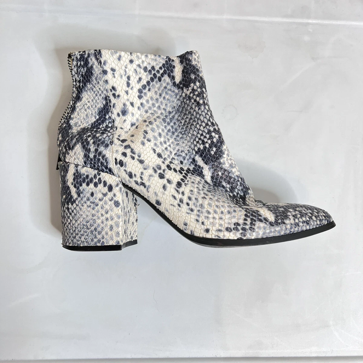 Steve madden jillian clearance bootie snake