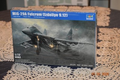 Trumpeter 1/72 MiG-29A Fulcrum (Izdeliye 9.12) #01674 #1674   Listed in USA  