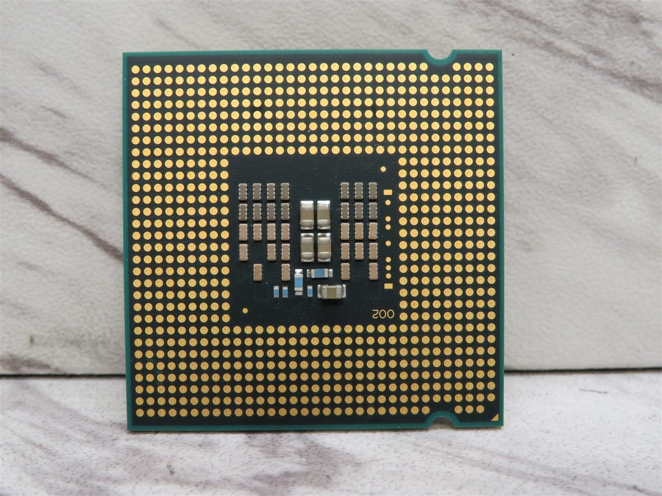 Procesador CPU Intel Core 2 Quad Q8400S @ 2,66 GHz SLGT7 cuatro núcleos LGA775 1333 MHz Foto 3 de 3