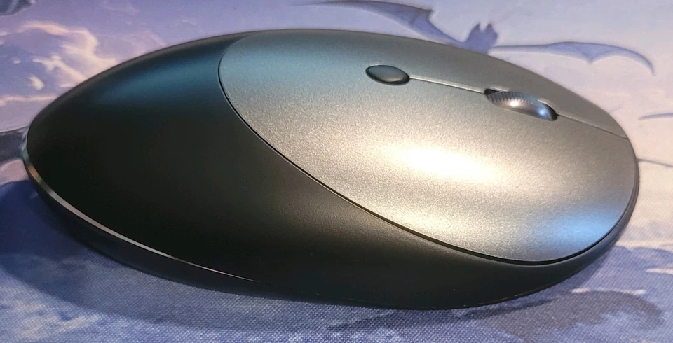 Jelly Comb Wireless Bluetooth Dual Mode Mouse W Battery IWG-LJTZ01 Gray/Black - Image 2 of 4