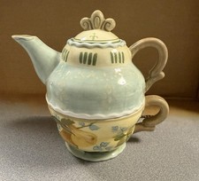 Tracy Porter Hand Painted Vintage Pear Individual Teapot with Lid & Cup.