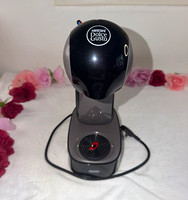 Delonghi Nescafé Dolce Gusto Capsule Machine Black/Grey Water Tank