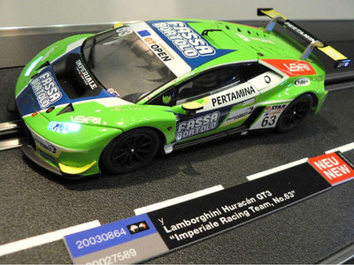 Plug & Play Performance Kit + Car | Direct Dealer Ship | Carrera Digital 30864