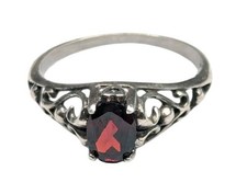 Sterling Silver 925 Openwork Oval Red Garnet Gemstone Ring Size 8