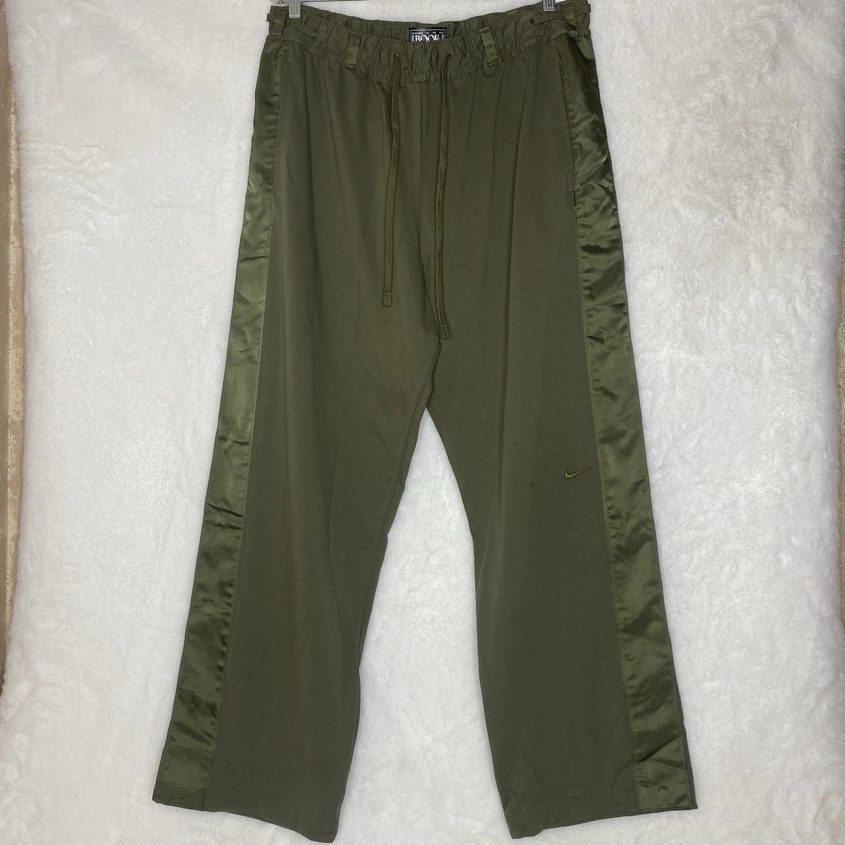 Nike Devin Booker Dri-Fit Tear Away Track Pants Green Mens Size XL