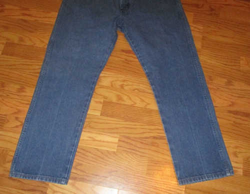 Wrangler~13MWZ~Mens Blue Jeans~38 x 30~Pre-Owned - Picture 3 of 9