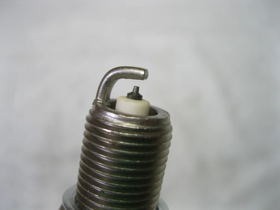 4 Platinum Spark Plugs Motorcraft SP-497 AGSP32FM (4 pack) Foto 4 de 4