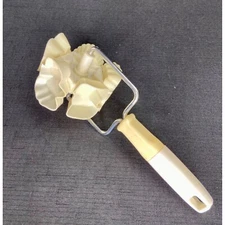 Vintage Rolling Cookie Pastry Cutter 6 Rotating Shapes Plastic Beige