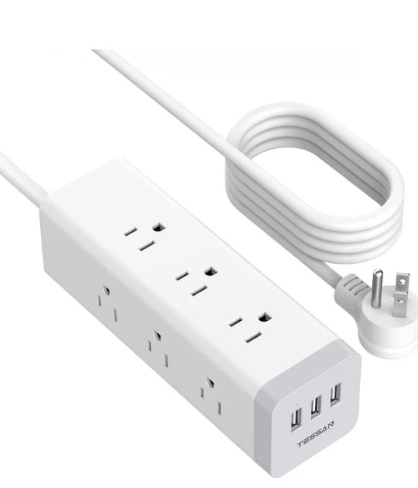 Сетевой шнур Tessan с защитой от перенапряжения длиной 15 футов 9 розеток и 3 USB-порта - Белый 7290₽