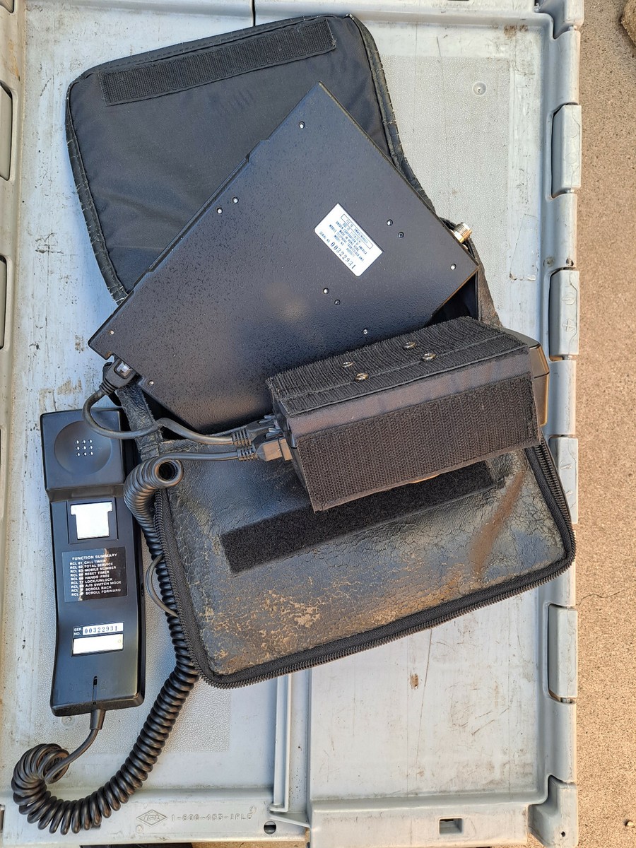 UNIDEN President brick vintage mobile cell phone car bag celluar telephone