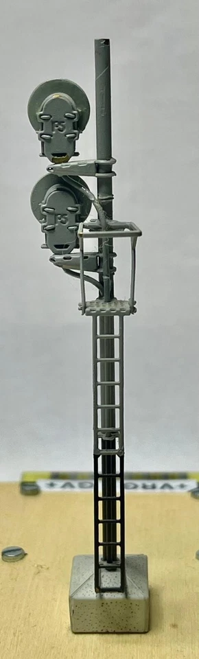 SEGNALE FS OTTONE a 2 vele luce a led scala H0 con stand - Immagine 3 di 4