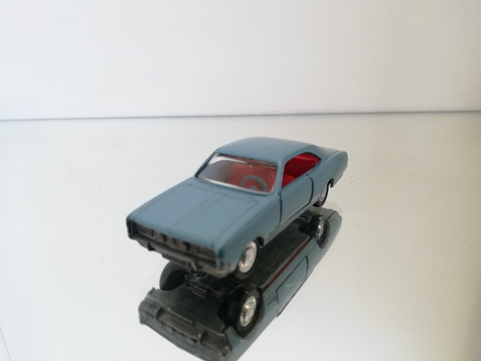 Schuco Opel Commodore Gs 1:66 811