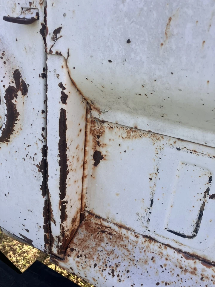 Camioneta pickup Dodge D100-D200-D300 1961-65 puerta trasera puerta trasera bonita y sólida Foto 4 de 4