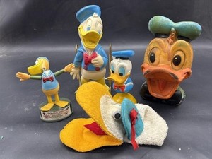 Vintage Disney Donald Duck Plastic Figure Figurine Toys Lot of 5