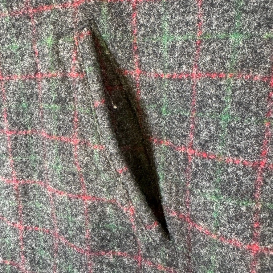 Johnson Woolen Mills Adirondack Plaid Wool Jacket Gray Red Green 10115 Large - product detail image 4