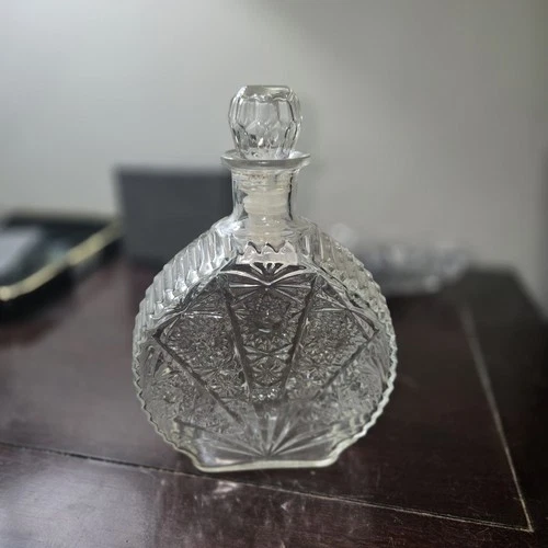 Vintage Anchor Hocking 1963 Clear Cut Glass Decanter