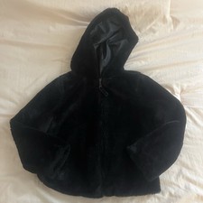 Cat and Jack Girls Faux Fur Jacket Hood Long Sleeve Black Zip Up Size S 6/6X 