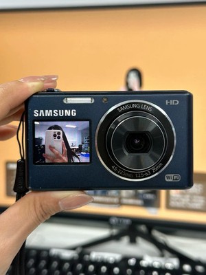Samsung DV150F 16.2MP 5x Optical Zoom Dual LCD Digital Camera Built-in Flash