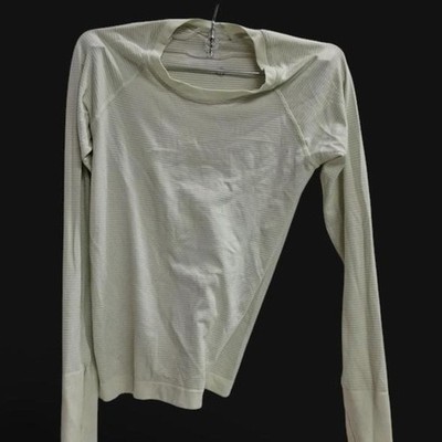 Lululemon Swiftly Tech light green long sleeve shirt