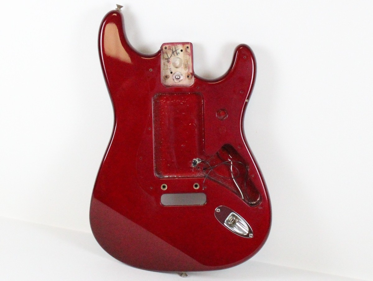 1998 Fender American Standard Stratocaster Iconic Candy Apple Red