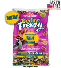 Pennington Feeding Frenzy Woodpecker Nut Fruit Double Nut Wild Bird Food, 5 Lb