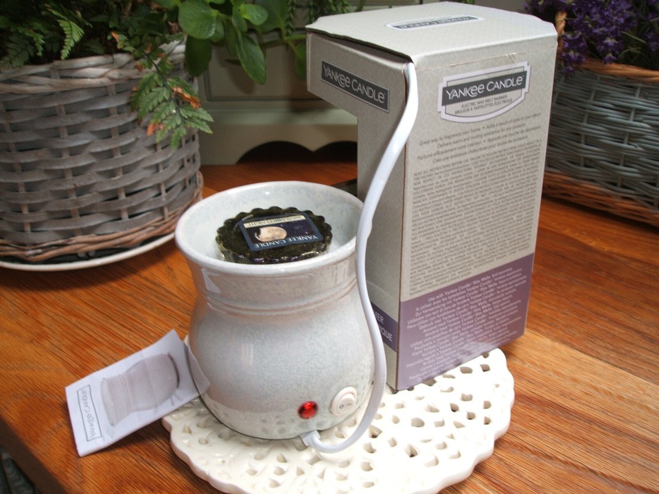 Yankee candle electric wax melt warmer plus melt new eBay