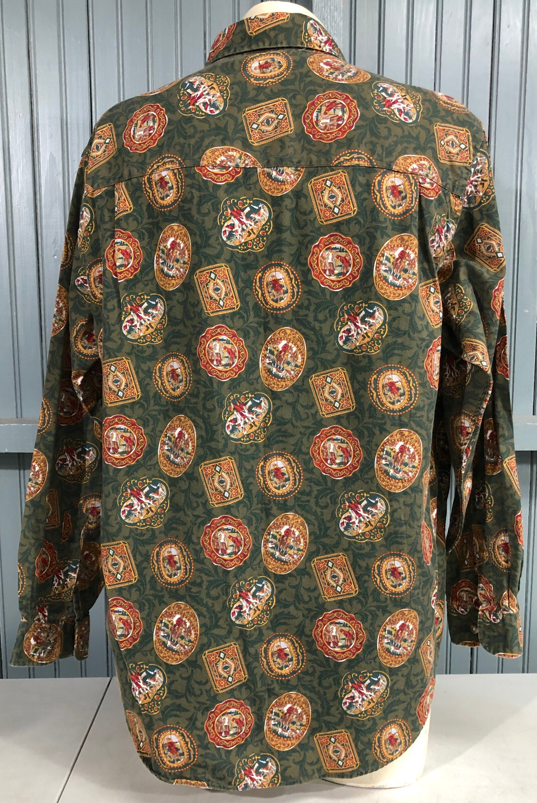 FILA Camicia da uomo Fox Hunt UK Regal Embassy Row con bottoni grande motivo barocco