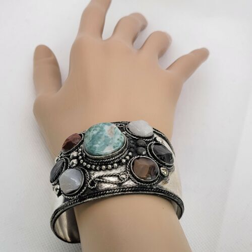Free People Ariana Ost The Sand Dripp Hair Tie in Lime Green NWT Bracelet ?$a15-pdp-detail-shot$&fit=  main image 3