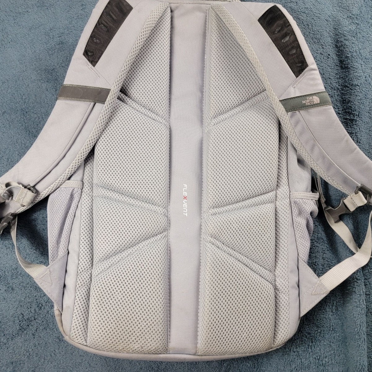 The North Face Connector Backpack Silver Gray Laptop Hiking School Thick Padding The North Face Connector Backpack Silver Gray Laptop Hiking  main image 4