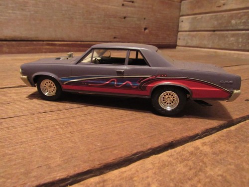 Vintage Plastic Built Model Car 1964 Pontiac GTO Street - Junkyard Parts! - Picture 6 of 12