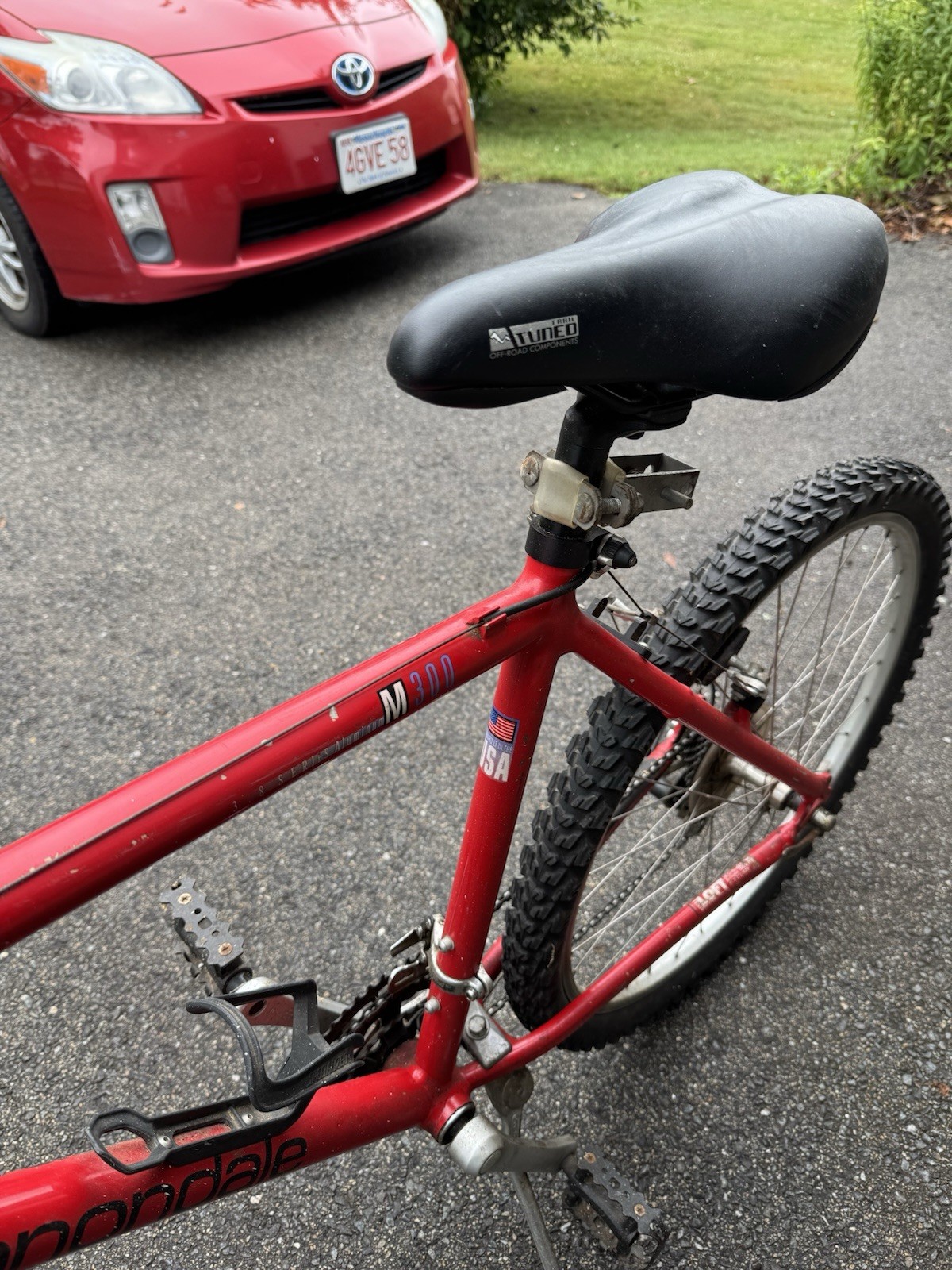 (Used) CANNONDALE MENS Bike RED Used 28” Wheels (175.00 USD) (Used) CANNONDALE MENS Bike RED Used 28” Wheels (175.00 USD)