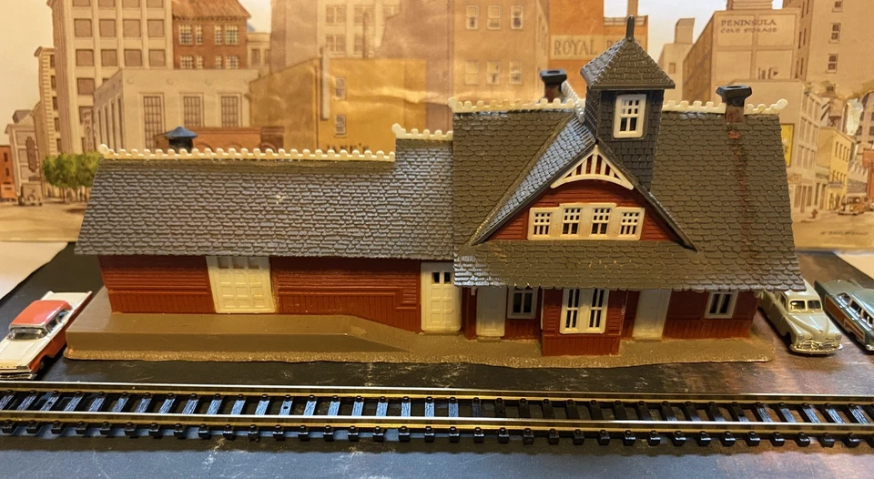 Vintage N Scale POLA Erie R.R. Station USED - Image 2 of 4