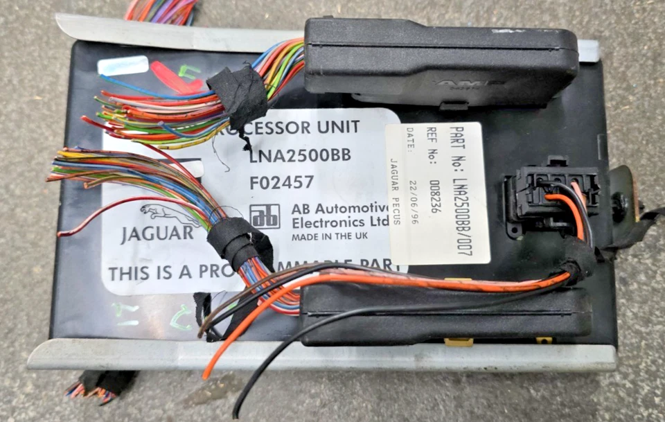 OEM 1994-97 Jaguar Body Processor Module Computer ECU XJR  XJ6 VDP XJ LNA2500BB — 第 2/4 张图片
