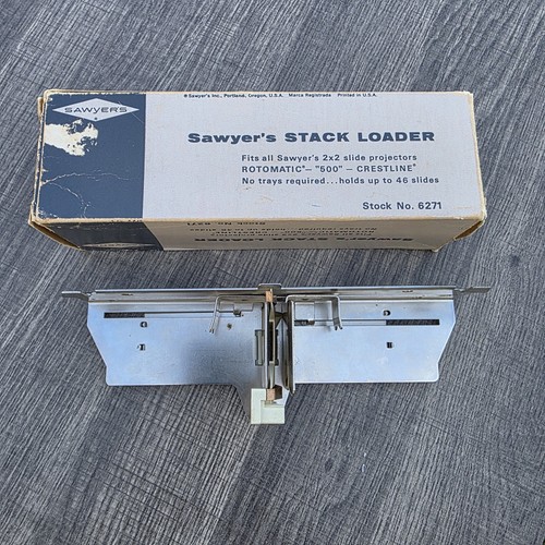 Vintage Sawyer's Stack Loader 2x2 Slide Projectors 6271 Holds up to 46 Slides