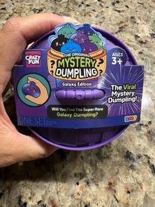 Crazy Fun The Original Mystery Dumpling Galaxy Edition Blind Pack Purple 3+ 1pc