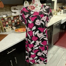 Vince Camuto Size 4 Sheath Dress Floral Pink Black Knee Length Feminine New $119