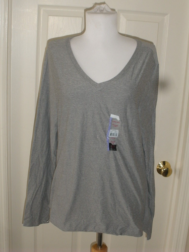 New Women's Long Sleeve V-neck Gray Top No Boundaries XXL (T79)