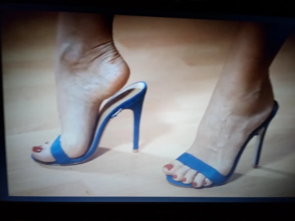 Notebook Amilo LI 3910, 18,4 Zoll, Win 10 Pro Webcam SSD 250GB CPU 2x2,10 GHz ! - Bild 3 von 4