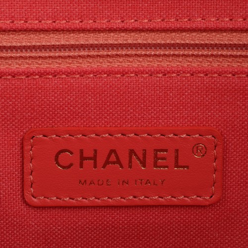 NEW Rare CHANEL Deauville Pink Leather Large Shopping Tote Bag 30CM Gold GHW - Picture 10 of 12