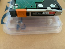 005051632  EMC UNITY 1.2TB 10K  D3-2S10-1200  300 350 400 450 500 600 005051635