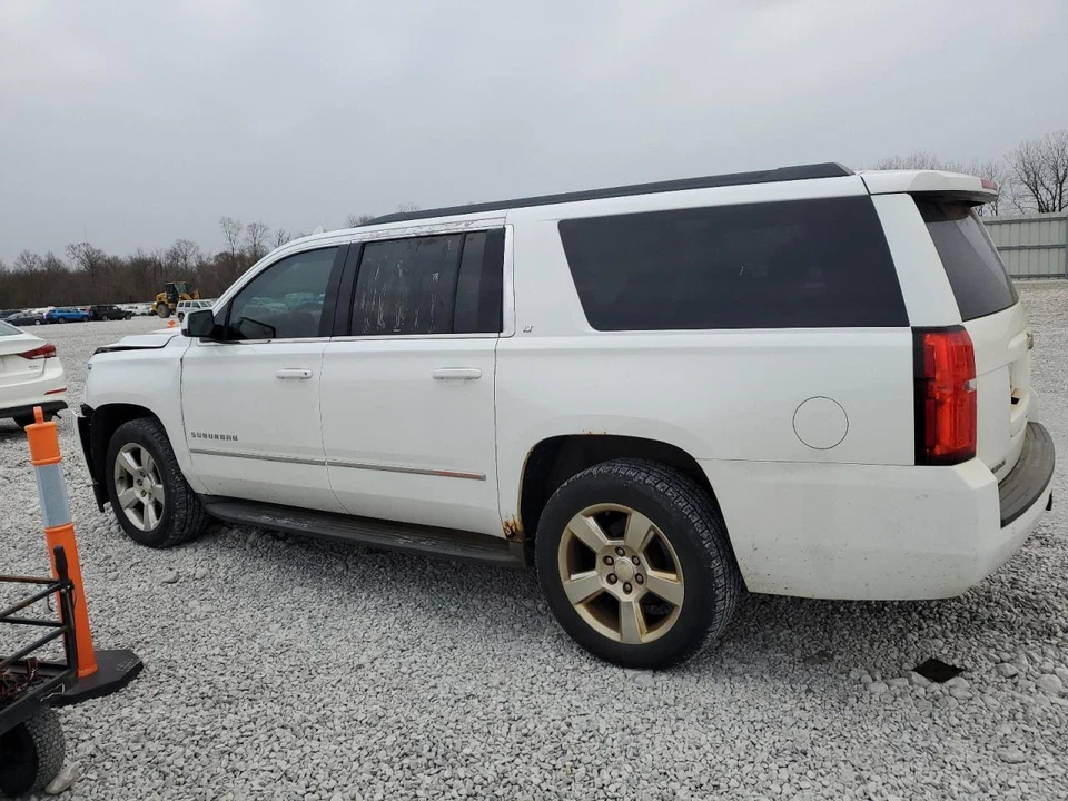 Used Air Cleaner Assembly fits: 2016 Chevrolet Suburban 1500 Grade A - Image 2 of 4