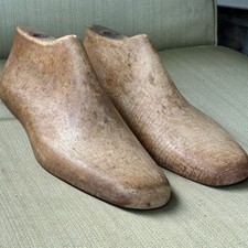 Antique Wooden Cobbler Shoe Lasts Pair 10" Shoemaker Forms Primitive Tools