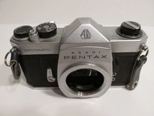 VINTAGE FULLY WORKING ASAHI PENTAX SPOTMATIC SP M42 LENS MOUNT 35MM SLR CAMERA