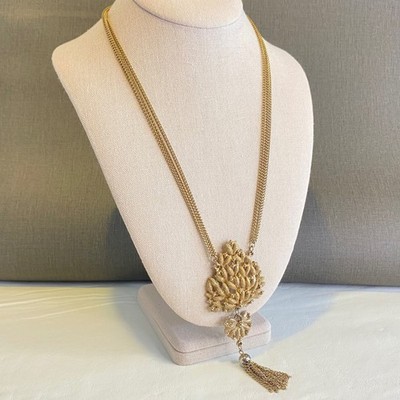 Lisner Vintage Necklace Gold Tone Articulated Tassel Pendant Triple Strand 22''