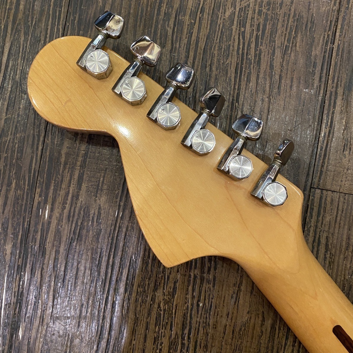 El Maya artist model Stratocaster 1970s Vintage Model White