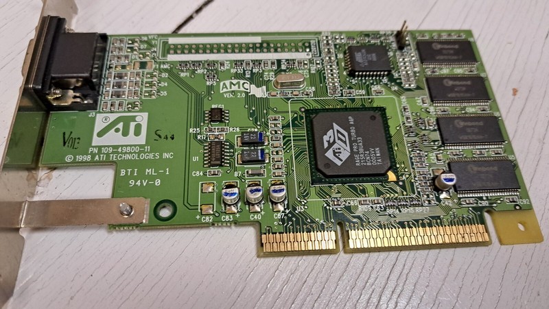 ATI TECHNOLOGIES VGA  RAGE PRO TURBO AGP 8MB VIDEO CARD #183 Free Shipping