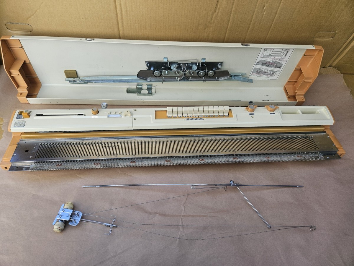 untested- Toyota Aisin Seiki KS787 Knitting Machine Vintage untested- Toyota Aisin Seiki KS787 Knitting Machine Vintage