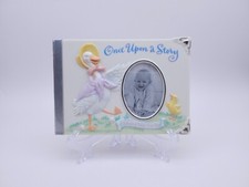 Hallmark Baby's First-year Keepsake album 5x7"