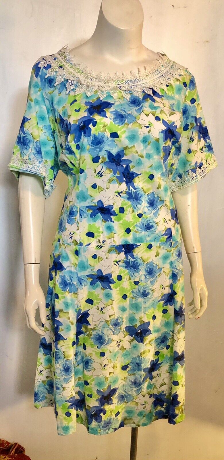 Vintage 60s housewife dress plus size watercolor … - image 1